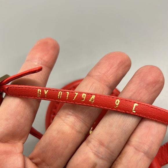 Salvatore Ferragamo Tahiti Napa Sprint sandals. NIOB 9 - Picture 6 of 10